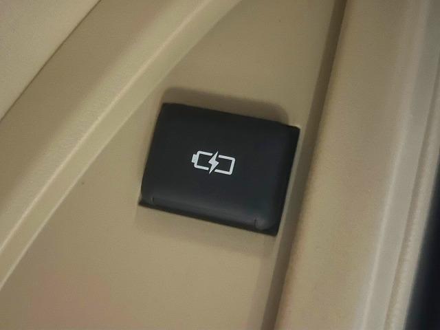 アルファードハイブリッド Executive Lounge JBL/後席モニター/両側電動/BSM/ETC/14インチナビ/全周囲/パワーシート/シートメモリ/ムーンルーフ/デジタルミラー/ベンチレーション/AC100V/衝突軽減/レーンアシスト/ETC(32枚目)