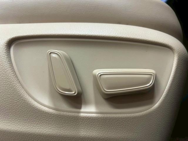 アルファードハイブリッド Executive Lounge JBL/後席モニター/両側電動/BSM/ETC/14インチナビ/全周囲/パワーシート/シートメモリ/ムーンルーフ/デジタルミラー/ベンチレーション/AC100V/衝突軽減/レーンアシスト/ETC(42枚目)