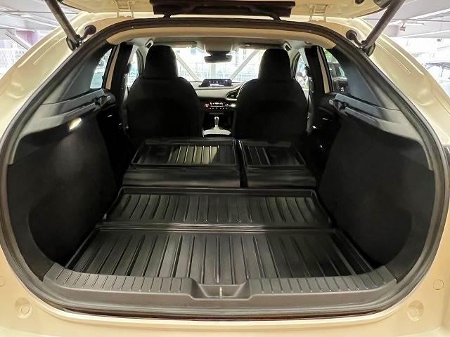 CX-30 20S プロアクティブ ツーリングセレクション 全周囲/パワーバックドア/シートヒーター/Bluetooth接続/ナビTV/ブラインドスポット/ハンドルヒーター/CD/DVD再生/パワーシート/シートメモリ/LEDライト/18インチアルミ/ETC(20枚目)