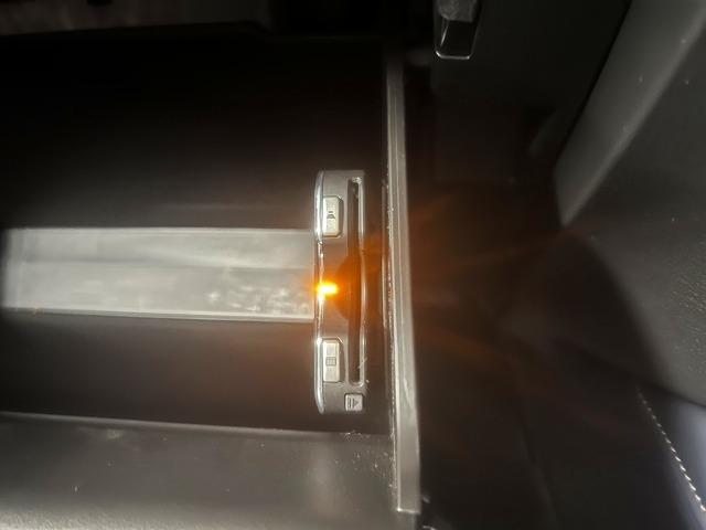 CX-30 20S プロアクティブ ツーリングセレクション 全周囲/パワーバックドア/シートヒーター/Bluetooth接続/ナビTV/ブラインドスポット/ハンドルヒーター/CD/DVD再生/パワーシート/シートメモリ/LEDライト/18インチアルミ/ETC(33枚目)