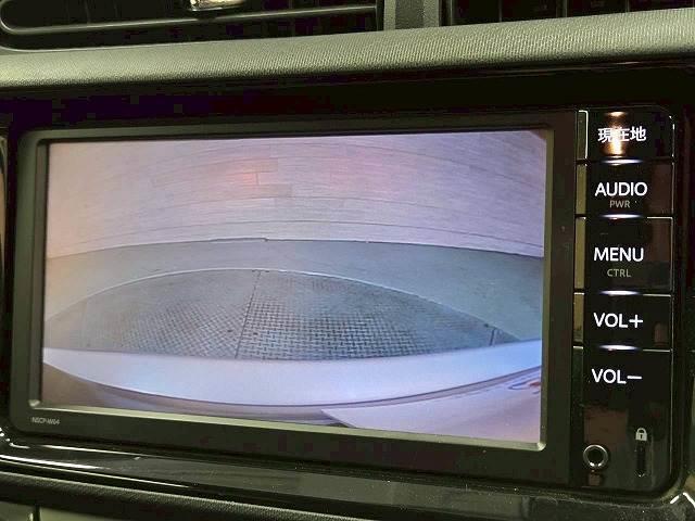 アクア Ｇ　ナビ／バックカメラ／ＬＥＤライト／クルーズコントロール／衝突軽減／レーンアシスト／コーナーセンサー／オートハイビーム／ステアリングスイッチ／ハイブリッド車／スマートキー／プッシュスタート（4枚目）