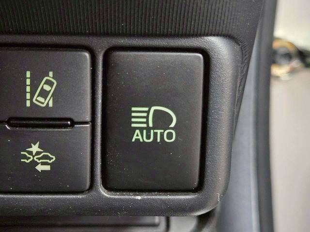 アクア Ｇ　ナビ／バックカメラ／ＬＥＤライト／クルーズコントロール／衝突軽減／レーンアシスト／コーナーセンサー／オートハイビーム／ステアリングスイッチ／ハイブリッド車／スマートキー／プッシュスタート（14枚目）