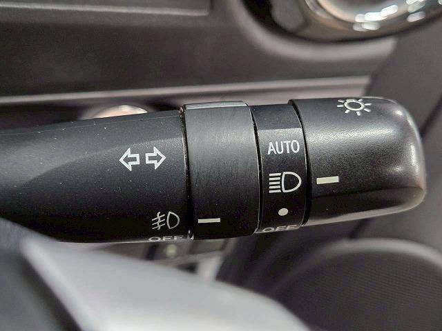 アクア Ｇ　ナビ／バックカメラ／ＬＥＤライト／クルーズコントロール／衝突軽減／レーンアシスト／コーナーセンサー／オートハイビーム／ステアリングスイッチ／ハイブリッド車／スマートキー／プッシュスタート（51枚目）