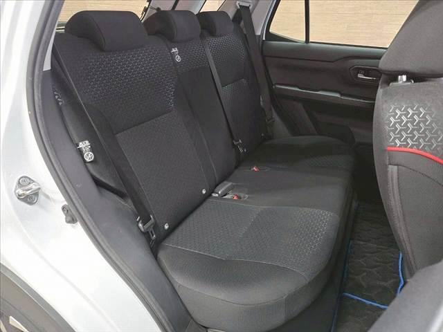 ライズ ハイブリッド Z 9インチナビTV/全周囲/衝突軽減/レーンアシスト/Bluetooth接続/レーダークルーズ/USB端子/シートヒーター/コーナーセンサー/ステアリングスイッチ/オートエアコン/オートホールド/ETC(10枚目)