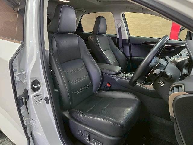 NX NX300h “version L” サンルーフ/全周囲/シートメモリ/パドルシフト/パワーシート/Bluetooth接続/ブラインドスポット/シートヒーター/シートエアコン/オートホールド/ドライブレコーダー/衝突軽減/レーンアシスト(9枚目)