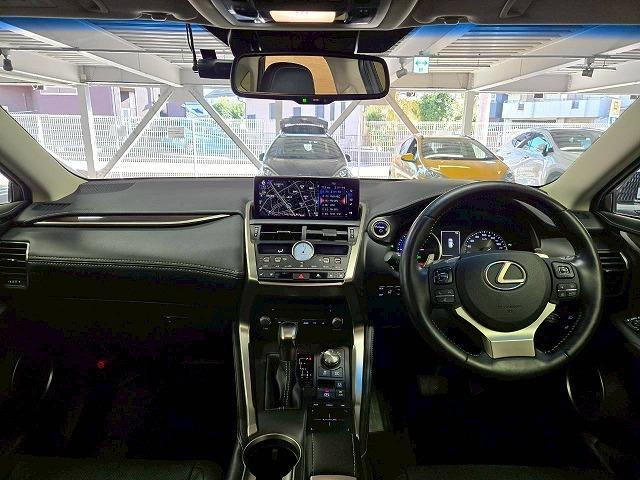 NX NX300h “version L” サンルーフ/全周囲/シートメモリ/パドルシフト/パワーシート/Bluetooth接続/ブラインドスポット/シートヒーター/シートエアコン/オートホールド/ドライブレコーダー/衝突軽減/レーンアシスト(45枚目)