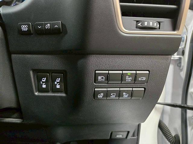 NX NX300h “version L” サンルーフ/全周囲/シートメモリ/パドルシフト/パワーシート/Bluetooth接続/ブラインドスポット/シートヒーター/シートエアコン/オートホールド/ドライブレコーダー/衝突軽減/レーンアシスト(48枚目)