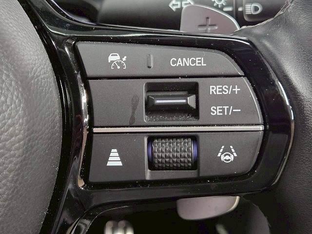 ＺＲ－Ｖ ｅ：ＨＥＶ　Ｚ　ワンオーナー／ＢＯＳＥサウンド／全周囲／本革シート／電動リアゲート／パワーシート／ナビＴＶ／Ｂｌｕｅｔｏｏｔｈ接続／ブラインドスポット／ハンドルヒーター／シートヒーター／スマートキー／ＥＴＣ（8枚目）