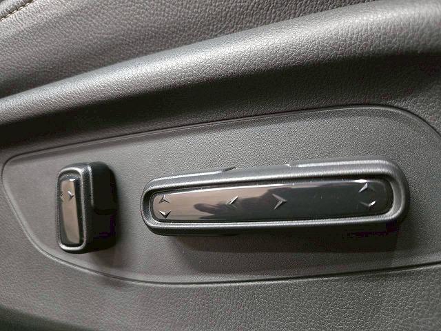 ＺＲ－Ｖ ｅ：ＨＥＶ　Ｚ　ワンオーナー／ＢＯＳＥサウンド／全周囲／本革シート／電動リアゲート／パワーシート／ナビＴＶ／Ｂｌｕｅｔｏｏｔｈ接続／ブラインドスポット／ハンドルヒーター／シートヒーター／スマートキー／ＥＴＣ（51枚目）