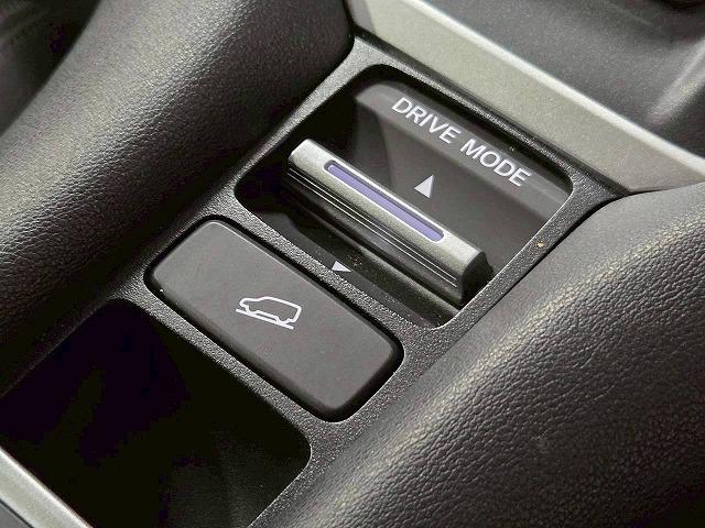 ＺＲ－Ｖ ｅ：ＨＥＶ　Ｚ　ワンオーナー／ＢＯＳＥサウンド／全周囲／本革シート／電動リアゲート／パワーシート／ナビＴＶ／Ｂｌｕｅｔｏｏｔｈ接続／ブラインドスポット／ハンドルヒーター／シートヒーター／スマートキー／ＥＴＣ（77枚目）