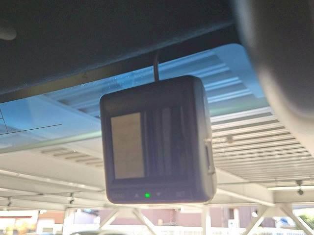 N-BOXカスタム カスタム G・Lターボ Honda SENSING ナビTV/バックカメラ/レーダークルーズ/両側電動/Bluetooth接続/USB端子/衝突軽減/レーンアシスト/ベンチシート/パドルシフト/ステアリングスイッチ/ドライブレコーダー/ETC(14枚目)