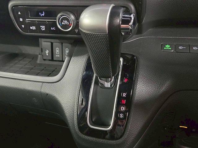 N-BOXカスタム カスタム G・Lターボ Honda SENSING ナビTV/バックカメラ/レーダークルーズ/両側電動/Bluetooth接続/USB端子/衝突軽減/レーンアシスト/ベンチシート/パドルシフト/ステアリングスイッチ/ドライブレコーダー/ETC(68枚目)