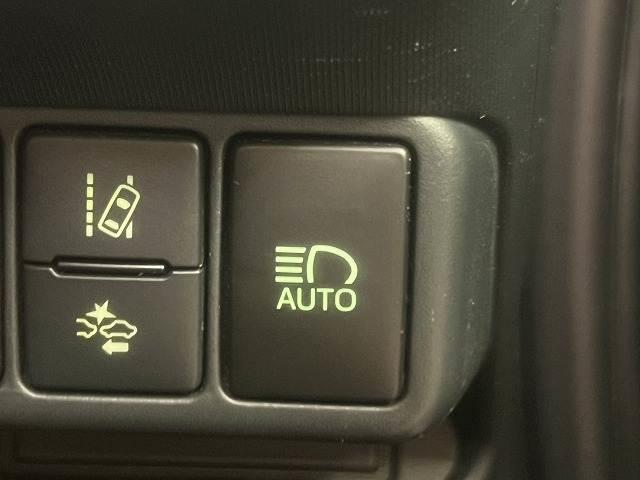 アクア Ｓ　ナビ／バックカメラ／衝突軽減／レーンアシスト／ＴＶキャンセラー／Ｂｌｕｅｔｏｏｔｈ接続／ステアリングスイッチ／オートハイビーム／ＬＥＤライト／モデリスタ１５インチアルミ／スマートキー／ビルトインＥＴＣ（8枚目）