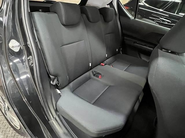 アクア Ｓ　ナビ／バックカメラ／衝突軽減／レーンアシスト／ＴＶキャンセラー／Ｂｌｕｅｔｏｏｔｈ接続／ステアリングスイッチ／オートハイビーム／ＬＥＤライト／モデリスタ１５インチアルミ／スマートキー／ビルトインＥＴＣ（10枚目）