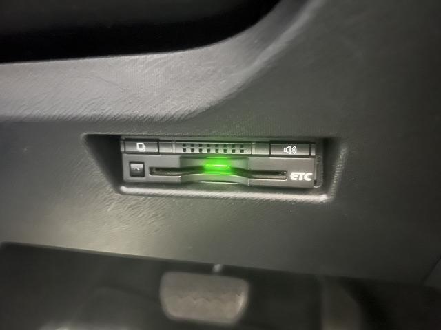 アクア Ｓ　ナビ／バックカメラ／衝突軽減／レーンアシスト／ＴＶキャンセラー／Ｂｌｕｅｔｏｏｔｈ接続／ステアリングスイッチ／オートハイビーム／ＬＥＤライト／モデリスタ１５インチアルミ／スマートキー／ビルトインＥＴＣ（31枚目）