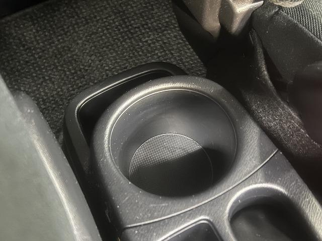 アクア Ｓ　ナビ／バックカメラ／衝突軽減／レーンアシスト／ＴＶキャンセラー／Ｂｌｕｅｔｏｏｔｈ接続／ステアリングスイッチ／オートハイビーム／ＬＥＤライト／モデリスタ１５インチアルミ／スマートキー／ビルトインＥＴＣ（34枚目）