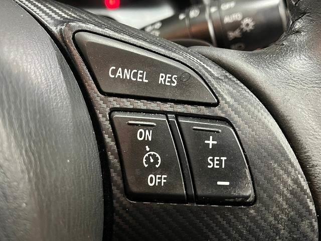 【クルーズコントロール】装備車両になります。遠距離ドライブの高速道路などでは大活躍で疲労軽減に役立ちます。