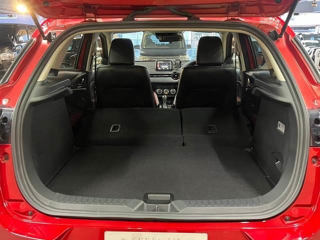 広々としたラゲッジルームは日常・レジャーに活躍する事間違いなし！