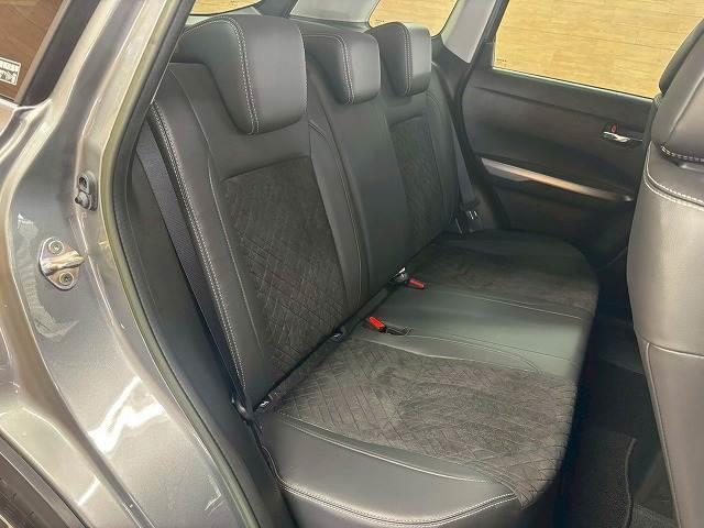 エスクード ハイブリッド　ナビＴＶ／レーダークルーズ／ＢＳＭ／シートヒーター／Ｂｌｕｅｔｏｏｔｈ接続／ステアリングスイッチ／パドルシフト／衝突軽減／レーンアシスト／ミラーヒーター／１７インチアルミ／スマートキー／ＥＴＣ（10枚目）