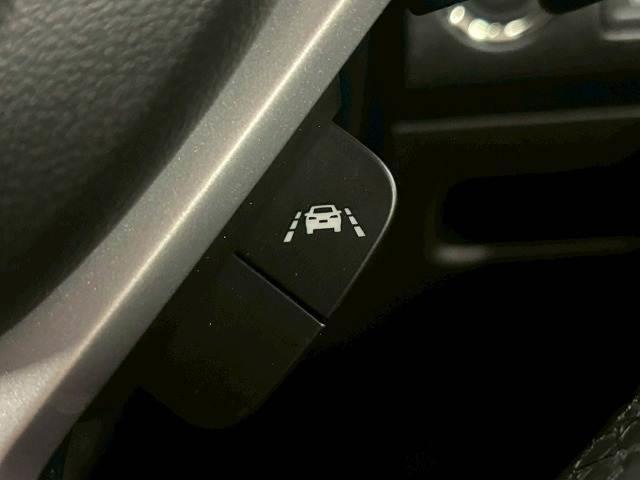 エスクード ハイブリッド　ナビＴＶ／レーダークルーズ／ＢＳＭ／シートヒーター／Ｂｌｕｅｔｏｏｔｈ接続／ステアリングスイッチ／パドルシフト／衝突軽減／レーンアシスト／ミラーヒーター／１７インチアルミ／スマートキー／ＥＴＣ（16枚目）