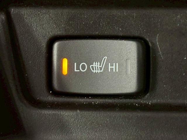 エスクード ハイブリッド　ナビＴＶ／レーダークルーズ／ＢＳＭ／シートヒーター／Ｂｌｕｅｔｏｏｔｈ接続／ステアリングスイッチ／パドルシフト／衝突軽減／レーンアシスト／ミラーヒーター／１７インチアルミ／スマートキー／ＥＴＣ（27枚目）