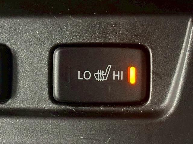 エスクード ハイブリッド　ナビＴＶ／レーダークルーズ／ＢＳＭ／シートヒーター／Ｂｌｕｅｔｏｏｔｈ接続／ステアリングスイッチ／パドルシフト／衝突軽減／レーンアシスト／ミラーヒーター／１７インチアルミ／スマートキー／ＥＴＣ（32枚目）