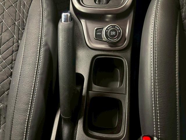 エスクード ハイブリッド　ナビＴＶ／レーダークルーズ／ＢＳＭ／シートヒーター／Ｂｌｕｅｔｏｏｔｈ接続／ステアリングスイッチ／パドルシフト／衝突軽減／レーンアシスト／ミラーヒーター／１７インチアルミ／スマートキー／ＥＴＣ（34枚目）