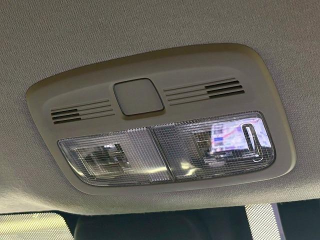 エスクード ハイブリッド　ナビＴＶ／レーダークルーズ／ＢＳＭ／シートヒーター／Ｂｌｕｅｔｏｏｔｈ接続／ステアリングスイッチ／パドルシフト／衝突軽減／レーンアシスト／ミラーヒーター／１７インチアルミ／スマートキー／ＥＴＣ（50枚目）