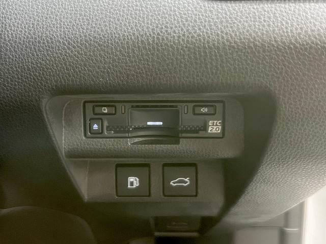 クラウンクロスオーバー RSアドバンスド ワンオーナー/12.3インチナビ/BSM/シートメモリ/バックカメラ/USB端子/ブラインドスポット/ヘッドアップディスプレイ/21インチアルミ/パワーシート/シートヒーター/シートクーラー/ETC(14枚目)