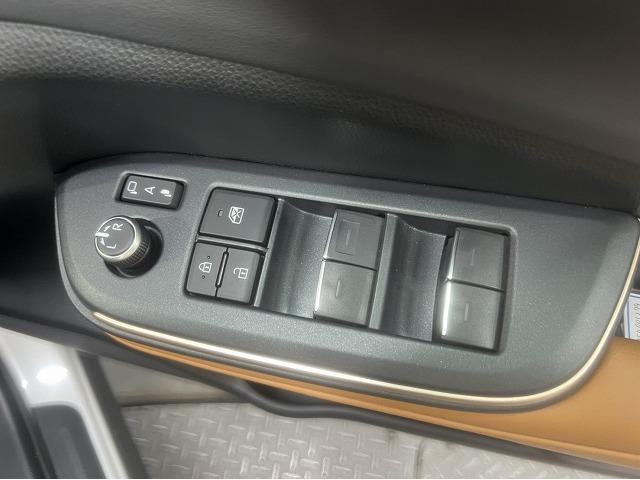 クラウンクロスオーバー RSアドバンスド ワンオーナー/12.3インチナビ/BSM/シートメモリ/バックカメラ/USB端子/ブラインドスポット/ヘッドアップディスプレイ/21インチアルミ/パワーシート/シートヒーター/シートクーラー/ETC(61枚目)