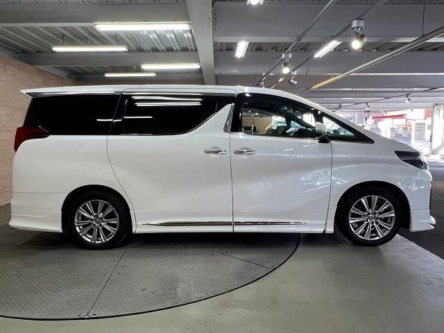 アルファード 2.5S タイプゴールド サンルーフ/モデリスタエアロ/フリップダウンモニター/デジタルミラー/BSM/AC100V/DVDデッキ/両側電動スライドドア/ディスプレイオーディオ/ナビTV/レーダークルーズ/ETC/バックカメラ(18枚目)