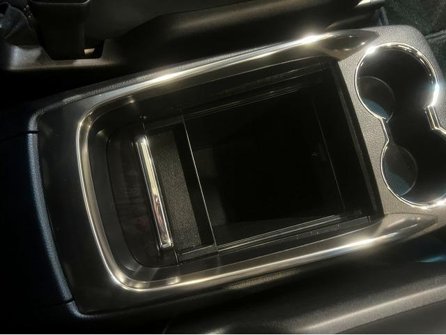 アルファード 2.5S タイプゴールド サンルーフ/モデリスタエアロ/フリップダウンモニター/デジタルミラー/BSM/AC100V/DVDデッキ/両側電動スライドドア/ディスプレイオーディオ/ナビTV/レーダークルーズ/ETC/バックカメラ(40枚目)