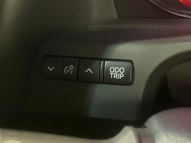 アルファード 2.5S タイプゴールド サンルーフ/モデリスタエアロ/フリップダウンモニター/デジタルミラー/BSM/AC100V/DVDデッキ/両側電動スライドドア/ディスプレイオーディオ/ナビTV/レーダークルーズ/ETC/バックカメラ(50枚目)