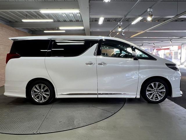 アルファード 2.5S タイプゴールド サンルーフ/モデリスタエアロ/フリップダウンモニター/デジタルミラー/BSM/AC100V/DVDデッキ/両側電動スライドドア/ディスプレイオーディオ/ナビTV/レーダークルーズ/ETC/バックカメラ(69枚目)