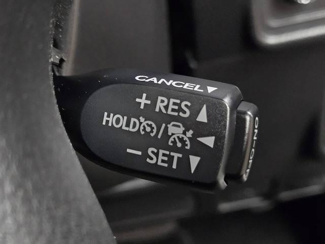 ランドクルーザープラド ＴＸ　ルーフレール／９インチナビ／バックカメラ／ＬＥＤライト／ＲＥＣＡＲＯシート／クリアランスソナー／衝突軽減／レーンアシスト／レーダークルーズ／オートハイビーム／ヘッドライトウォッシャー／ＥＴＣ（5枚目）