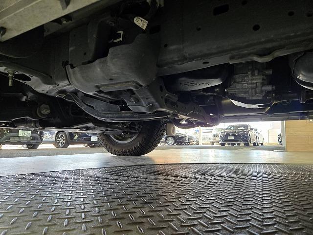 ランドクルーザープラド ＴＸ　ルーフレール／９インチナビ／バックカメラ／ＬＥＤライト／ＲＥＣＡＲＯシート／クリアランスソナー／衝突軽減／レーンアシスト／レーダークルーズ／オートハイビーム／ヘッドライトウォッシャー／ＥＴＣ（39枚目）