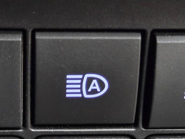 ランドクルーザープラド ＴＸ　ルーフレール／９インチナビ／バックカメラ／ＬＥＤライト／ＲＥＣＡＲＯシート／クリアランスソナー／衝突軽減／レーンアシスト／レーダークルーズ／オートハイビーム／ヘッドライトウォッシャー／ＥＴＣ（53枚目）