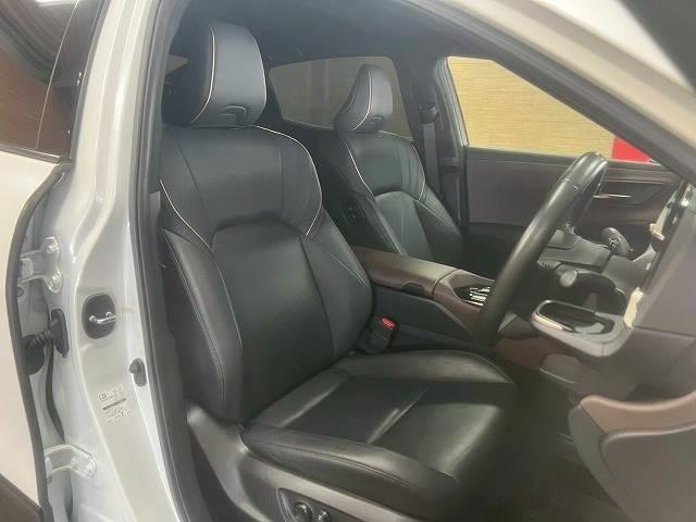 クラウンクロスオーバー Gアドバンスド・レザーパッケージ 全周囲カメラ/ダークチェスナット内装/AC100V/BSM/ヘッドアップディスプレイ/レーダークルーズコントロール/シートヒーター/シートクーラー/パワーシート/ハンズフリーパワートランク(9枚目)