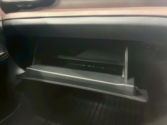 クラウンクロスオーバー Gアドバンスド・レザーパッケージ 全周囲カメラ/ダークチェスナット内装/AC100V/BSM/ヘッドアップディスプレイ/レーダークルーズコントロール/シートヒーター/シートクーラー/パワーシート/ハンズフリーパワートランク(72枚目)