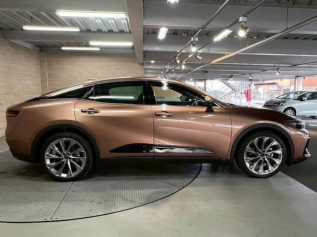 クラウンクロスオーバー Gアドバンスド・レザーパッケージ ワンオーナー/12.3インチナビ/全周囲/デジタルミラー/ブラインドスポット/シートヒーター/シートクーラー/衝突軽減/レーンアシスト/レーンアシスト/パワーシート/シートメモリ/クリアランスソナー(18枚目)