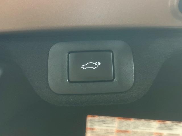 クラウンクロスオーバー Gアドバンスド・レザーパッケージ ワンオーナー/12.3インチナビ/全周囲/デジタルミラー/ブラインドスポット/シートヒーター/シートクーラー/衝突軽減/レーンアシスト/レーンアシスト/パワーシート/シートメモリ/クリアランスソナー(77枚目)