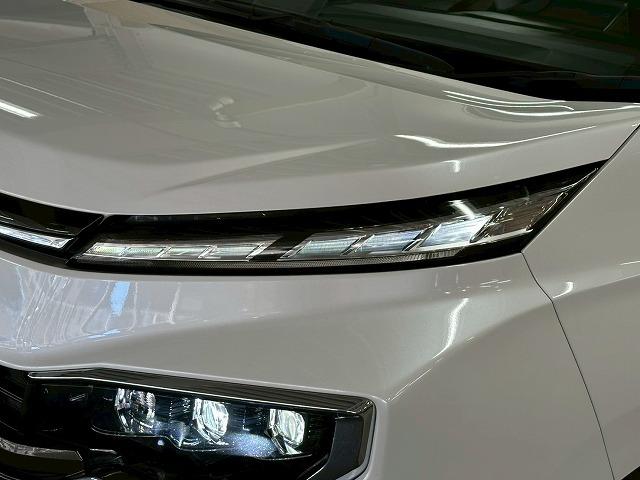 ヴォクシー Ｓ－Ｚ　後席モニター／パワーバックドア／ＢＳＭ／全周囲カメラ／パーキングアシスト／純正ナビＴＶ／両側電動スライドドア／衝突軽減ブレーキ／レーンアシスト／Ｂｌｕｅｔｏｏｔｈ／シートヒーター／後席シートヒーター（27枚目）