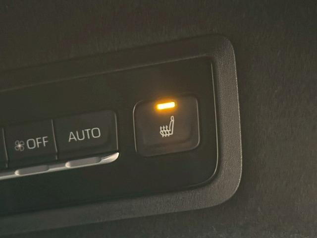 ヴォクシー Ｓ－Ｚ　後席モニター／パワーバックドア／ＢＳＭ／全周囲カメラ／パーキングアシスト／純正ナビＴＶ／両側電動スライドドア／衝突軽減ブレーキ／レーンアシスト／Ｂｌｕｅｔｏｏｔｈ／シートヒーター／後席シートヒーター（76枚目）