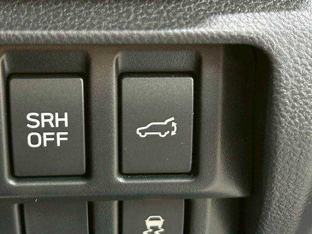 フォレスター ハイブリッド　Ａｄｖａｎｃｅ　８インチナビ／ブラウンレザーシート／アイサイト／ＥＴＣ／デジタルインナーミラー／レーダークルーズコントトール／パワーシート／シートメモリー／パワーバックドア／シートヒーター／１８インチアルミ／ＥＴＣ（6枚目）