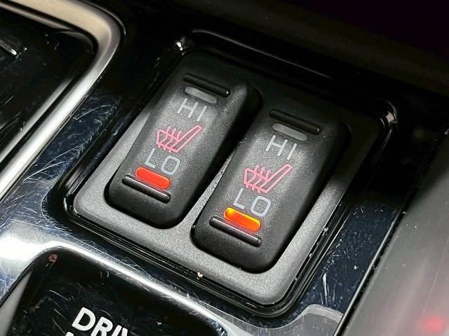 エクリプスクロスＰＨＥＶ Ｐ　全周囲／レーダークルーズ／パドルシフト／ＡＣ１００Ｖ／ブラインドスポット／ナビＴＶ／衝突軽減／レーンアシスト／コーナーセンサー／オートホールド／パドルシフト／パワーシート／１８インチアルミ／ＥＴＣ（7枚目）