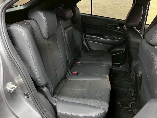 エクリプスクロスＰＨＥＶ Ｐ　全周囲／レーダークルーズ／パドルシフト／ＡＣ１００Ｖ／ブラインドスポット／ナビＴＶ／衝突軽減／レーンアシスト／コーナーセンサー／オートホールド／パドルシフト／パワーシート／１８インチアルミ／ＥＴＣ（10枚目）