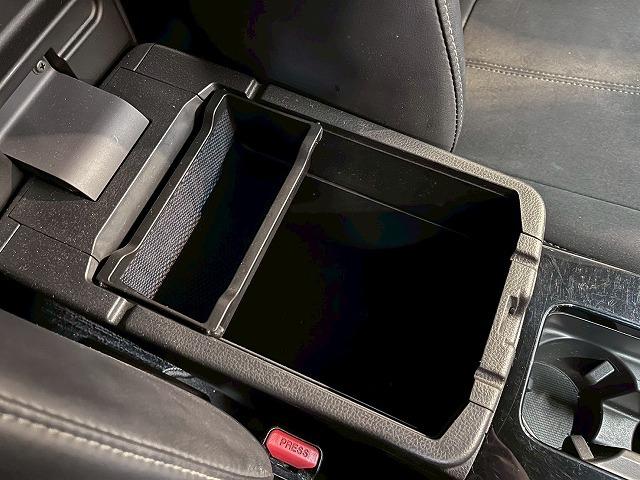 エクリプスクロスＰＨＥＶ Ｐ　全周囲／レーダークルーズ／パドルシフト／ＡＣ１００Ｖ／ブラインドスポット／ナビＴＶ／衝突軽減／レーンアシスト／コーナーセンサー／オートホールド／パドルシフト／パワーシート／１８インチアルミ／ＥＴＣ（49枚目）