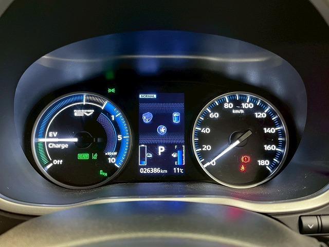 エクリプスクロスＰＨＥＶ Ｐ　全周囲／レーダークルーズ／パドルシフト／ＡＣ１００Ｖ／ブラインドスポット／ナビＴＶ／衝突軽減／レーンアシスト／コーナーセンサー／オートホールド／パドルシフト／パワーシート／１８インチアルミ／ＥＴＣ（59枚目）