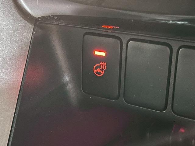 エクリプスクロスＰＨＥＶ Ｐ　全周囲／レーダークルーズ／パドルシフト／ＡＣ１００Ｖ／ブラインドスポット／ナビＴＶ／衝突軽減／レーンアシスト／コーナーセンサー／オートホールド／パドルシフト／パワーシート／１８インチアルミ／ＥＴＣ（60枚目）