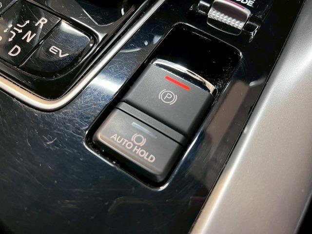 エクリプスクロスＰＨＥＶ Ｐ　全周囲／レーダークルーズ／パドルシフト／ＡＣ１００Ｖ／ブラインドスポット／ナビＴＶ／衝突軽減／レーンアシスト／コーナーセンサー／オートホールド／パドルシフト／パワーシート／１８インチアルミ／ＥＴＣ（66枚目）